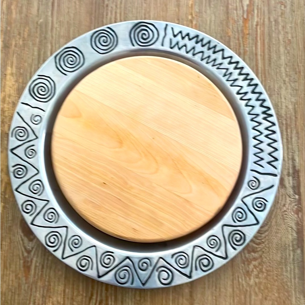 Wilton (820534) Armetale Reggae Small Round Cheeseboard